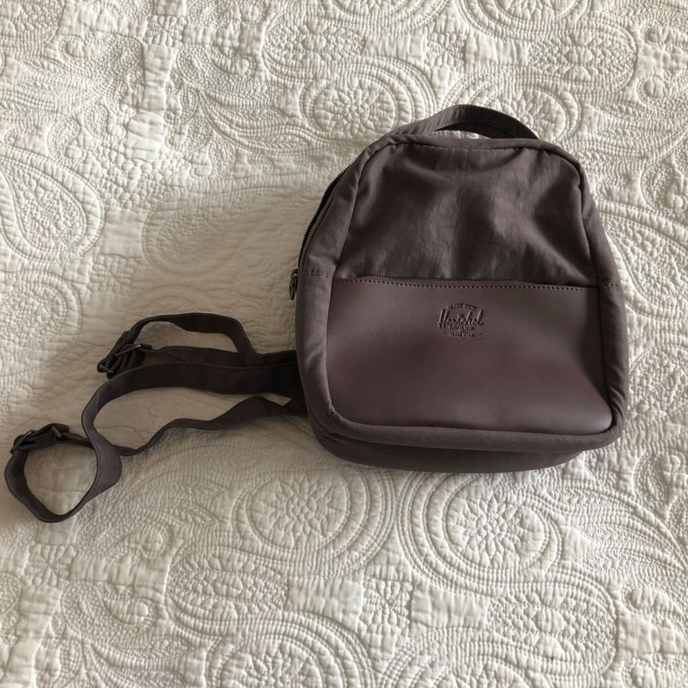 Hershel mini Orion backpack - Picture 2 of 2